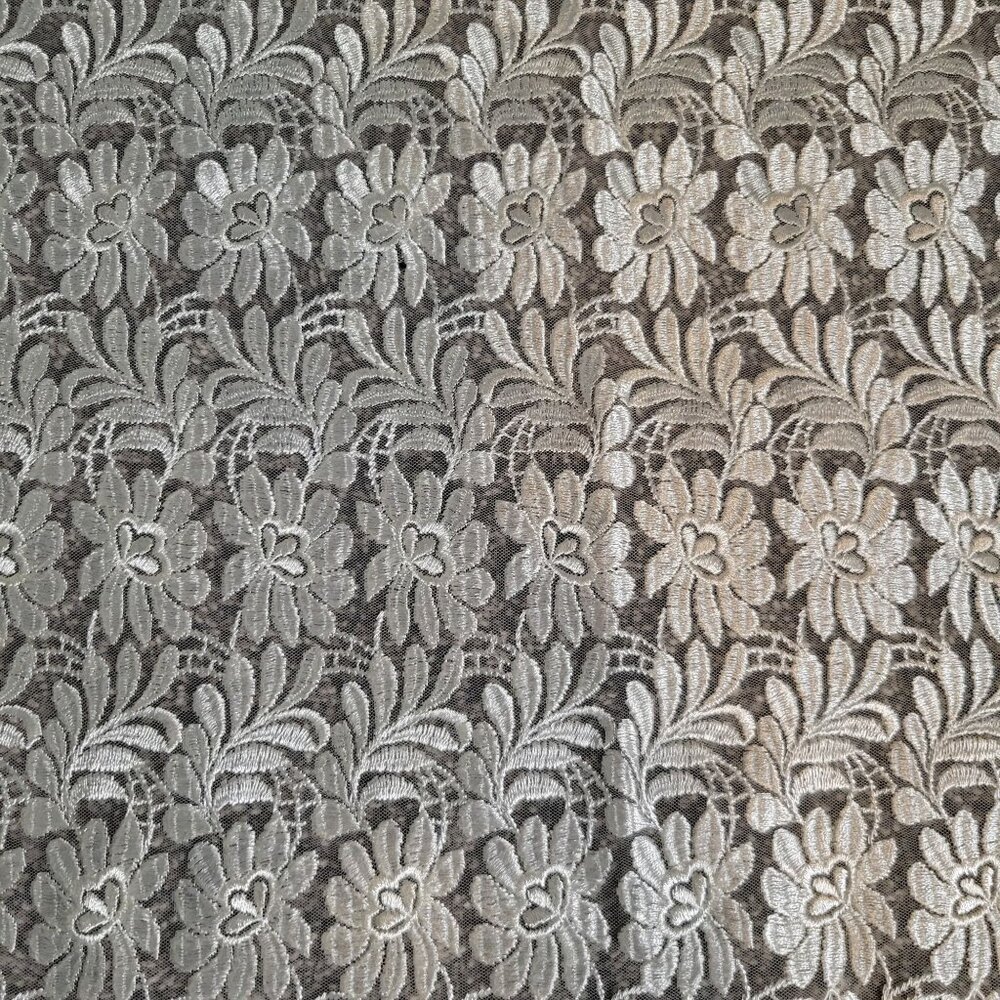 Vintage Cream Embroidered Floral Lace Fabric Decorating Sewing Crafting 4 Yards